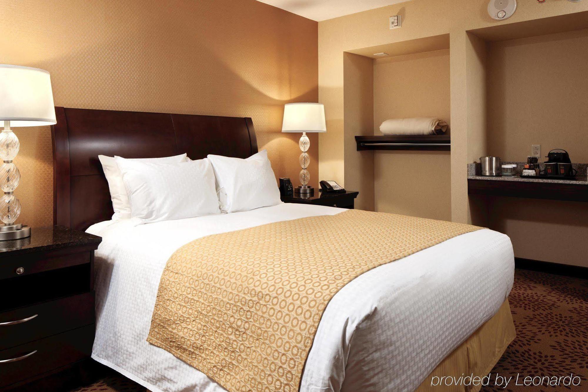 Doubletree By Hilton Pittsburgh Monroeville Convention Center Zimmer foto